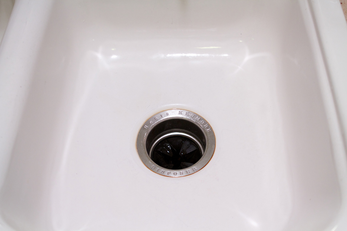 How to Clean A White Sink (3 secrets, without harsh chemicals) The
